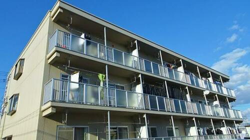 大阪府摂津市東正雀 築38年9ヶ月 3階建