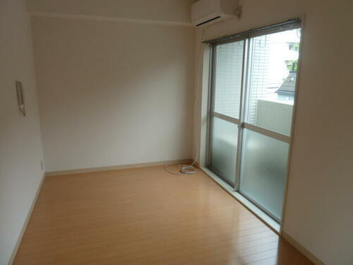 東京都葛飾区金町４丁目 3階建 築37年10ヶ月