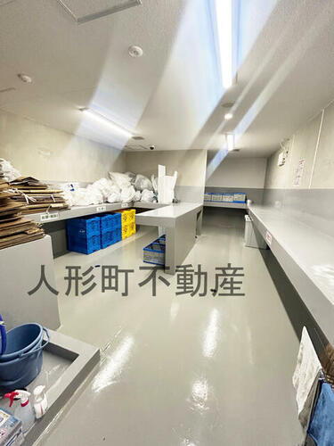 東京都文京区本郷１丁目 地上14階地下1階建 