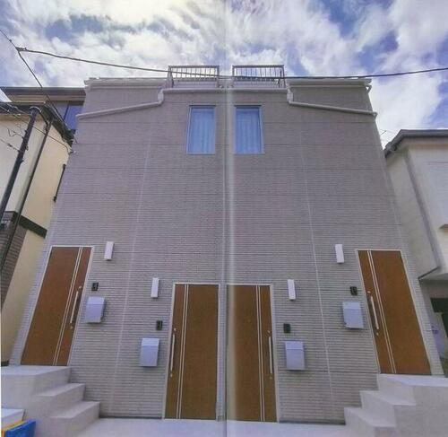 東京都板橋区赤塚２丁目 築1年未満 3階建