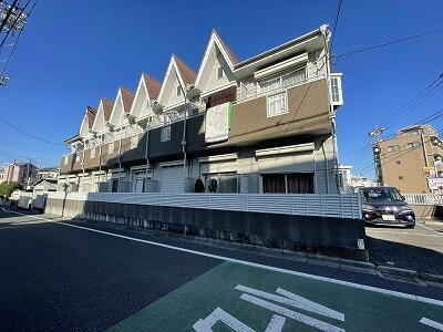 東京都板橋区成増４丁目 築32年10ヶ月 2階建