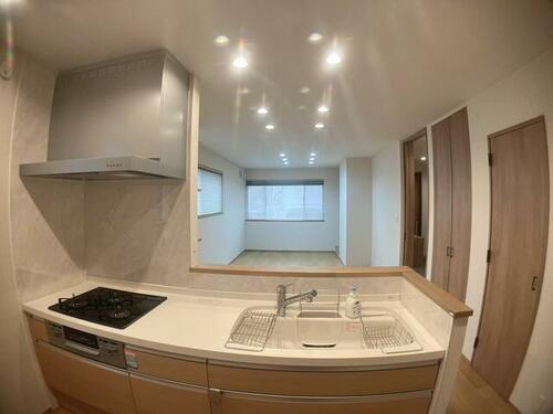 西区城西戸建て