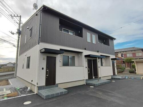 埼玉県深谷市榛沢  2階建