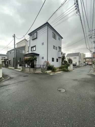 埼玉県草加市八幡町 築26年11ヶ月 3階建