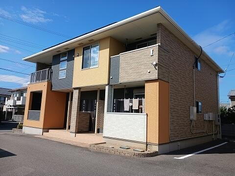 徳島県板野郡藍住町東中富字敷地傍示 賃貸アパート