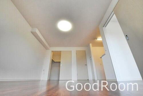 徳島県徳島市南昭和町３丁目 築11年10ヶ月 2階建