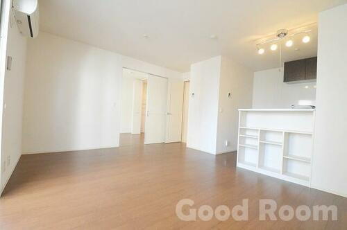 徳島県徳島市八万町橋本 3階建 築15年10ヶ月