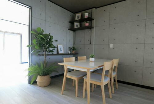 埼玉県幸手市西１丁目 2階建 築32年10ヶ月