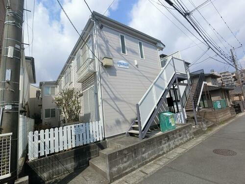 神奈川県鎌倉市岩瀬１丁目 築32年10ヶ月 2階建