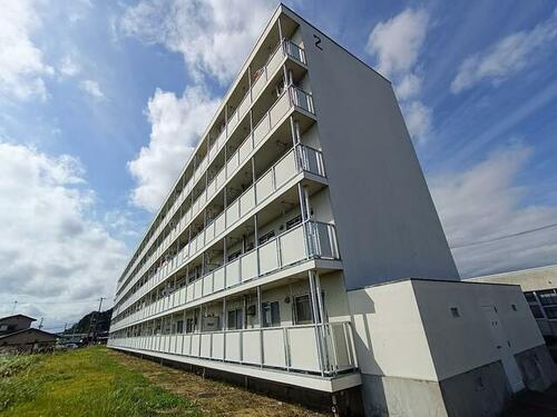 宮城県石巻市広渕字町北 賃貸マンション