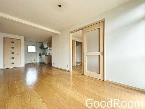 徳島県小松島市中郷町字桜馬場 賃貸マンション