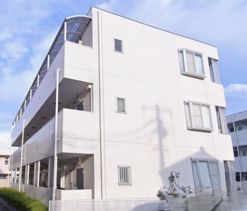 埼玉県川口市上青木５丁目 築22年12ヶ月 3階建