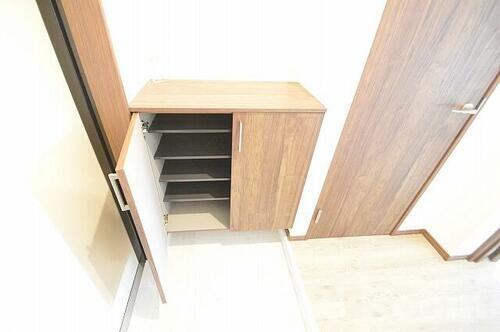 徳島県板野郡松茂町笹木野字八北開拓 3階建 築8年3ヶ月