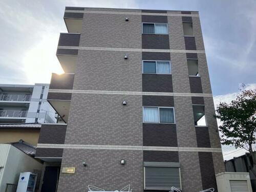 千葉県千葉市美浜区稲毛海岸１丁目 4階建 築9年10ヶ月