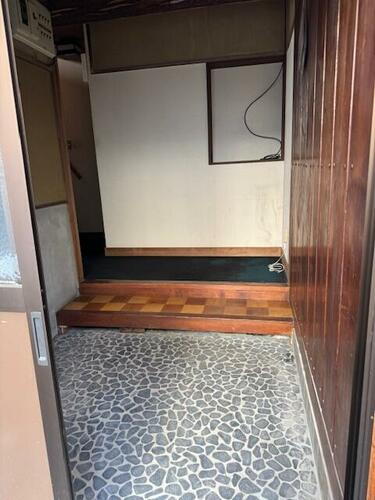 砂賀町貸し住宅