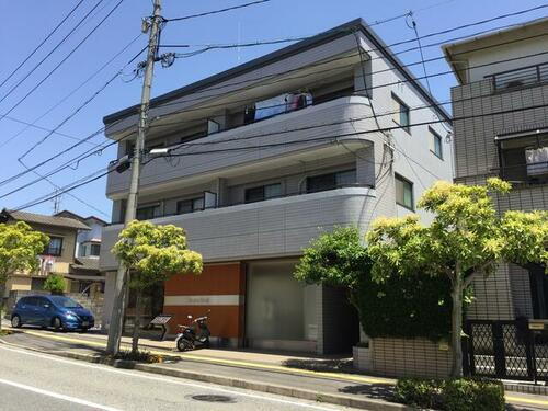 広島県安芸郡府中町鹿籠２丁目 3階建 築25年10ヶ月