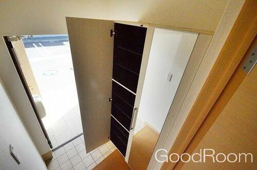 徳島県小松島市金磯町 築14年12ヶ月 2階建