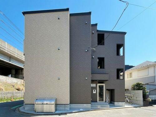 ラ　リヴィエール　テール稲毛