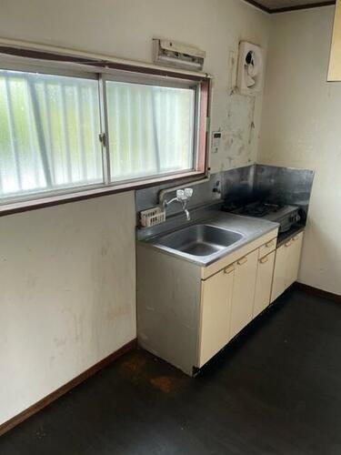 東京都青梅市成木２丁目 賃貸マンション