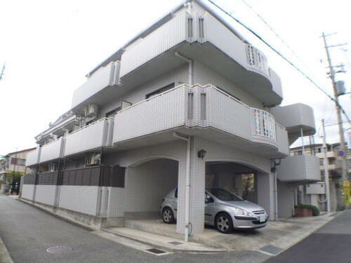 兵庫県神戸市東灘区御影３丁目 3階建 築36年10ヶ月