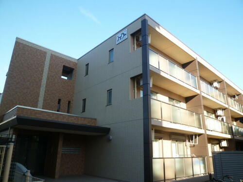 神奈川県川崎市中原区下小田中６丁目 築18年3ヶ月 3階建