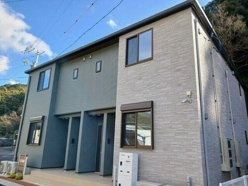 オンブラージュ　フォレスタ