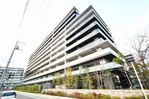 埼玉県草加市松原２丁目 築6年10ヶ月 11階建