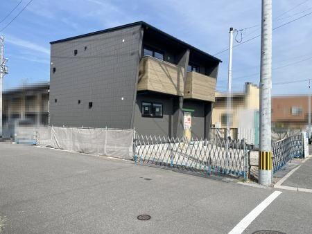 大分県大分市大字勢家芦崎  2階建