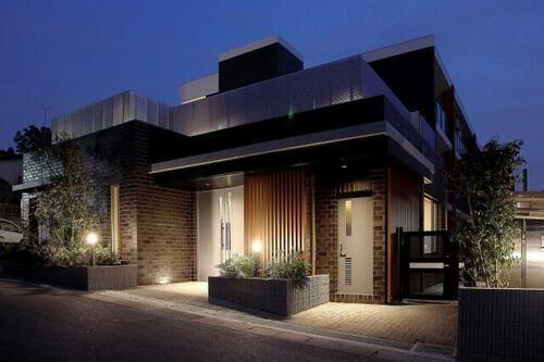 神奈川県川崎市麻生区岡上３丁目 4階建 築6年12ヶ月