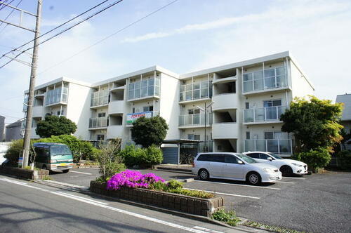 神奈川県藤沢市辻堂東海岸４丁目 3階建 築37年10ヶ月