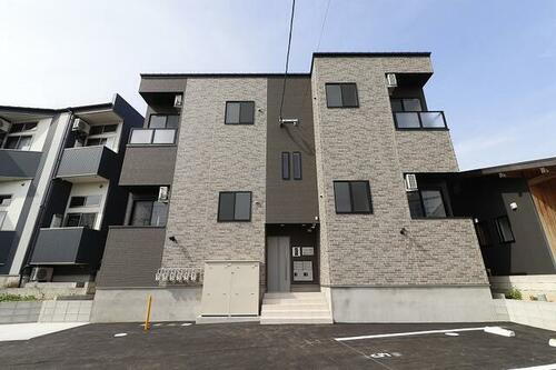 福岡県福津市手光 築3年9ヶ月 2階建