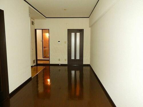 福岡県福岡市中央区薬院２丁目 築35年1ヶ月 8階建