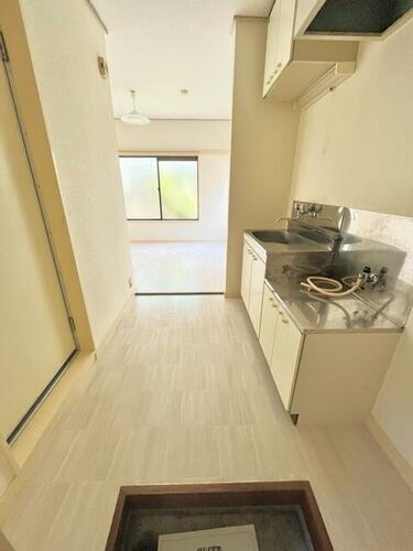 東京都中野区東中野１丁目 築40年4ヶ月 2階建