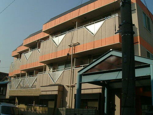 東京都練馬区高松５丁目 3階建 築24年2ヶ月