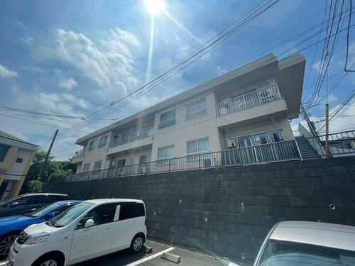 神奈川県川崎市麻生区黒川 築35年12ヶ月 2階建