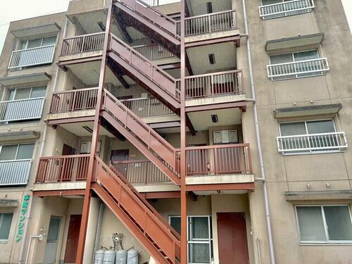 本町マンション