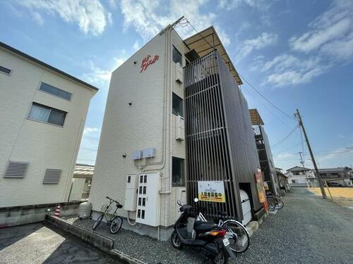 広島県福山市手城町１丁目 3階建 築8年10ヶ月