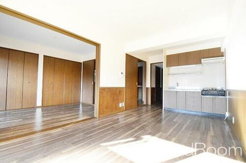 徳島県小松島市小松島町字北浜 賃貸マンション