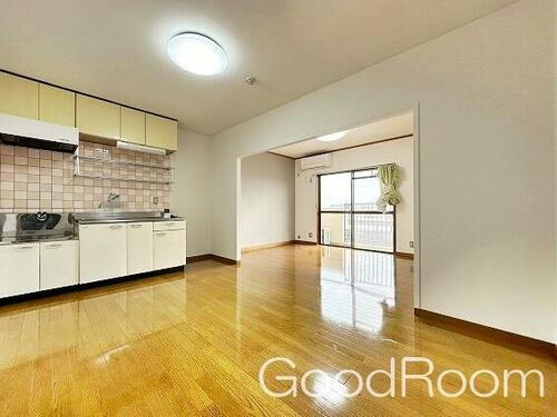 徳島県徳島市新浜町３丁目 賃貸マンション