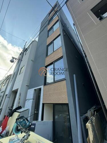 東京都台東区竜泉１丁目 地上5階地下1階建 