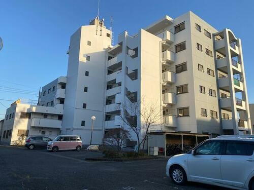 群馬県館林市尾曳町 築39年10ヶ月 6階建