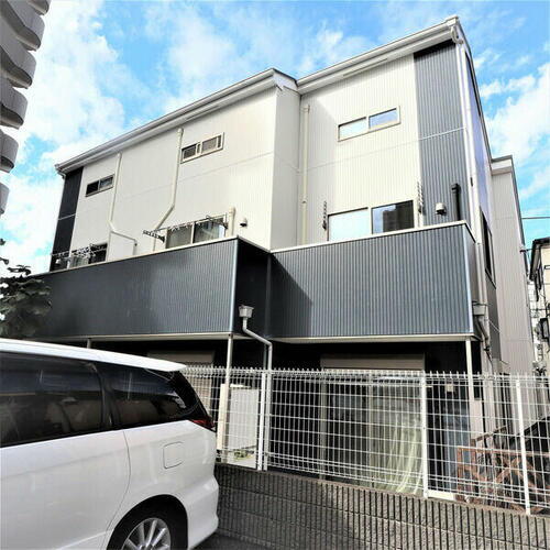 Ｃａｓａ　・　Ｃｏｍｏｄｏ