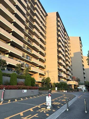 大阪府吹田市春日４丁目 築42年11ヶ月 12階建