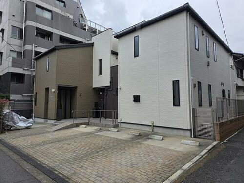 目黒本町５丁目テラスハウス