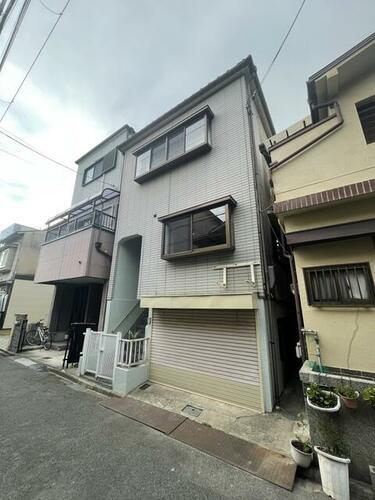 大阪府高石市加茂２丁目 築40年2ヶ月 3階建