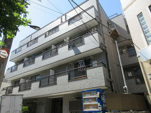 東京都新宿区西新宿４丁目 築31年10ヶ月 地上4階地下1階建