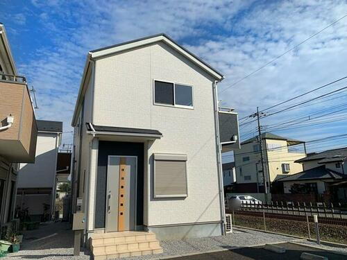 埼玉県熊谷市石原 築10年12ヶ月 2階建