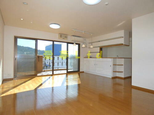 高知県高知市葛島２丁目 築22年2ヶ月 11階建