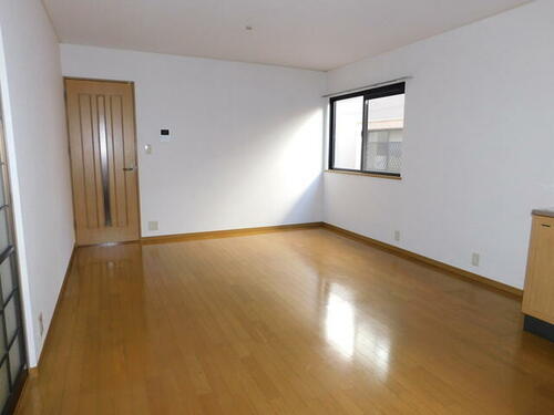 福岡県福岡市西区姪浜駅南３丁目 2階建 築27年11ヶ月