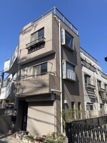 千葉県市川市新田２丁目 賃貸マンション